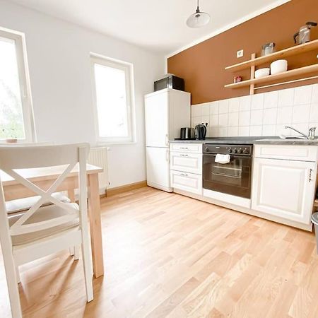 Schoene Ferienwohnung Mit Blick Ueber Stadtwald Leipzig Eksteriør bilde