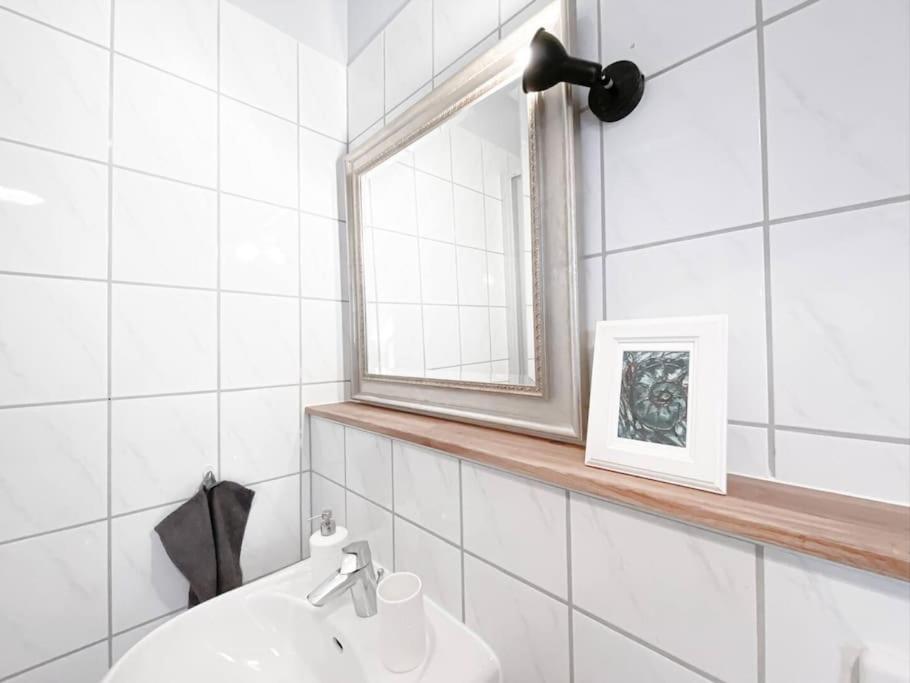 Schoene Ferienwohnung Mit Blick Ueber Stadtwald Leipzig Eksteriør bilde