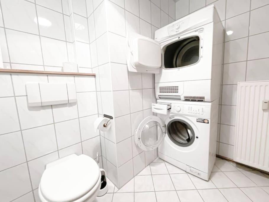 Schoene Ferienwohnung Mit Blick Ueber Stadtwald Leipzig Eksteriør bilde